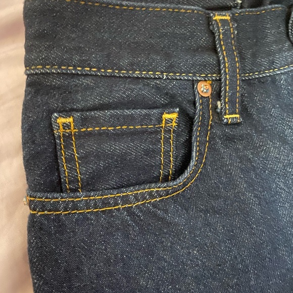 Uniqlo Dark Wash XS Jeans - Picture 2 of 3